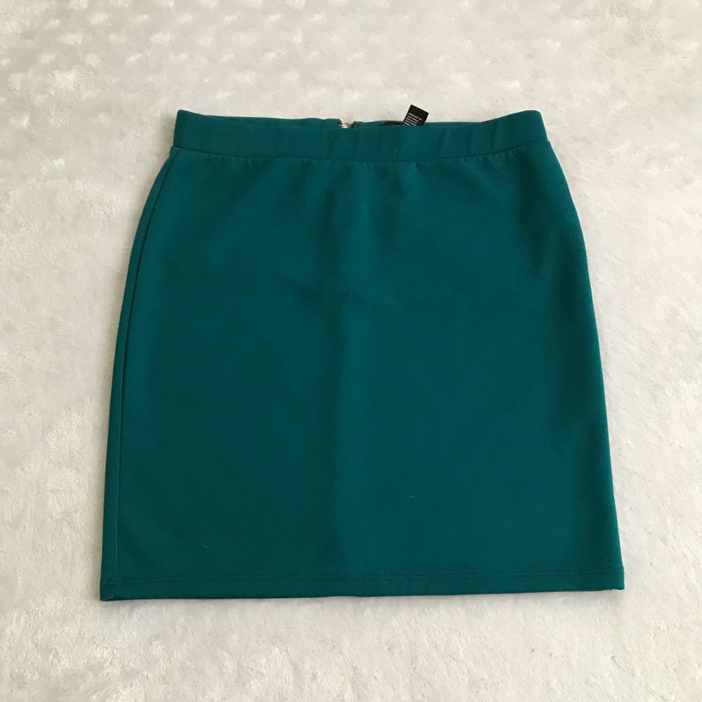 Teal Mini Skirt 💃🏽